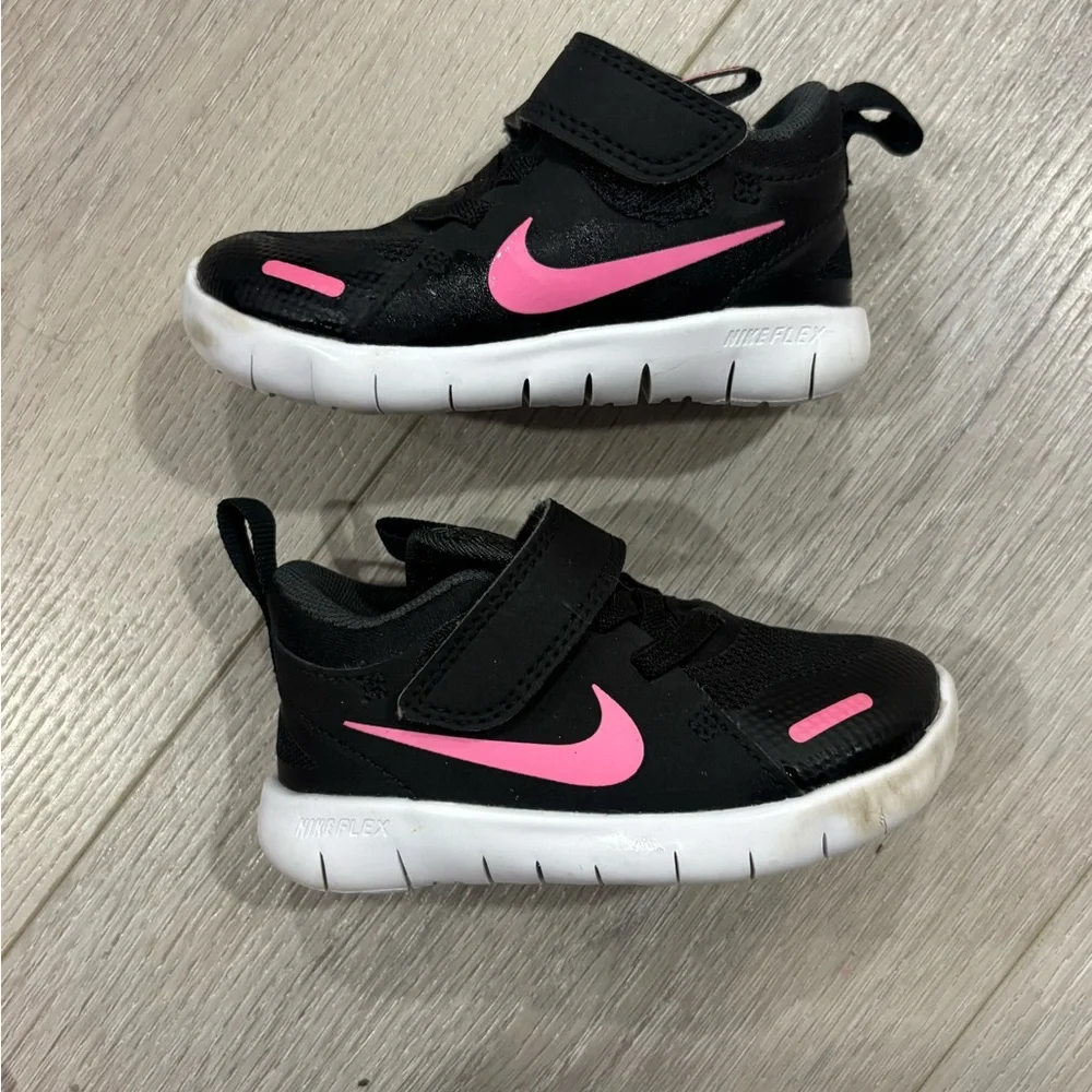 Nike Flex Toddler Sneakers Black Pink Size 5C Velcro Running Shoes - Picture 2 of 7